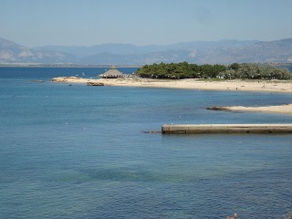 Κάηκαν ολοσχερώς τρία beach bar στο Φανάρι Ροδόπης